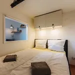 Apartment Tiny *